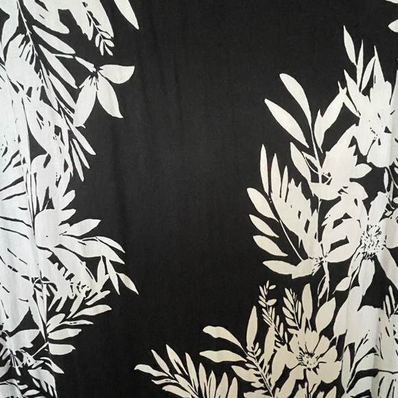 Mario Serrani Floral Maxi Dress - Picture 7 of 9